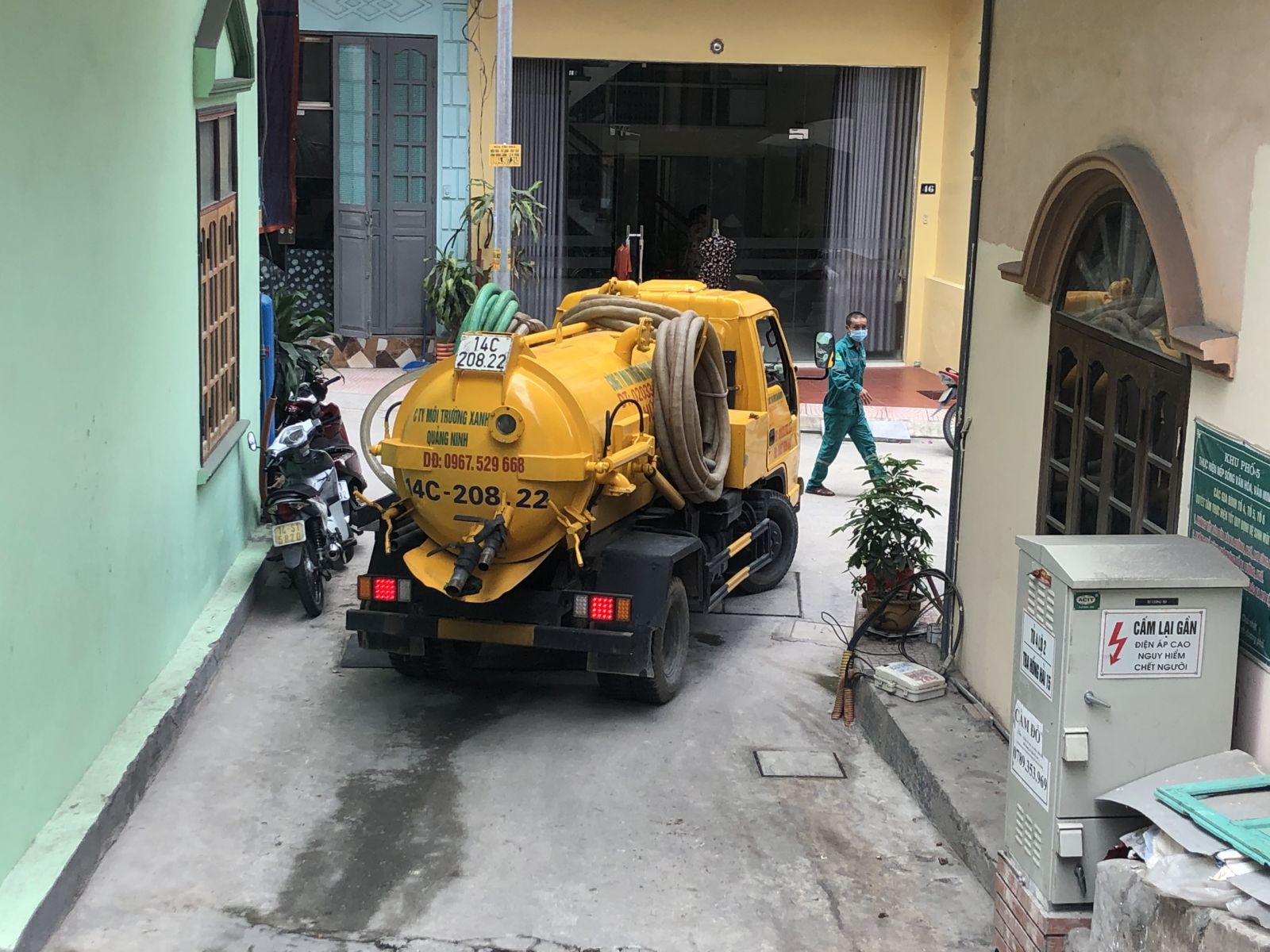 Hút bể phốt Quảng Ninh