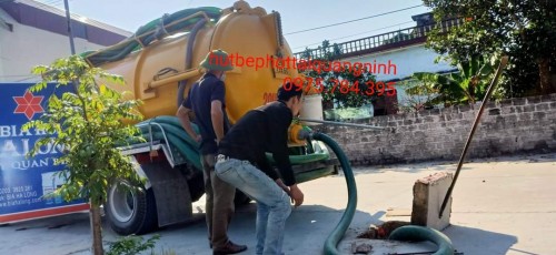 HÚT BỂ PHỐT KHÔNG ĐỤC PHÁ TẠI KHU PHỐ VƯỜN ĐÀO, HẠ LONG LIÊN HỆ: 0975.784.395