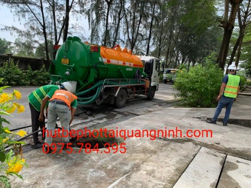 HÚT BỂ PHỐT GIÁ RỂ TẠI KHU ĐÔ THỊ VIỆT HƯNG, HẠ LONG LIÊN HỆ: 0975.784.395