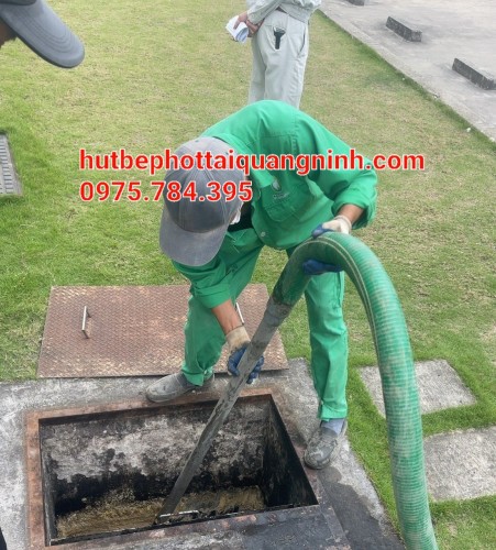 HÚT BỂ PHỐT TẠI HẠ LONG CHUYÊN NGHIỆPBẰNG CÔNG NGHỆ HIỆN ĐẠI LIÊN HỆ: 0975.784.395