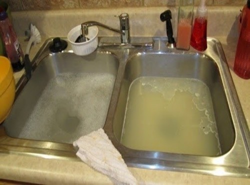 8 CÁCH THÔNG TẮC BỒN RỬA MẶT BỊ NGHẸT NHANH CHÓNG TẠI NHÀ